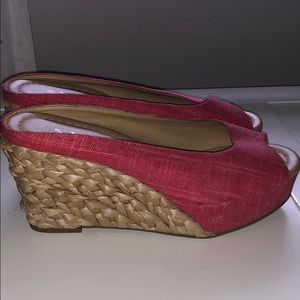 Wedges- size 6 such a cute coral1red color